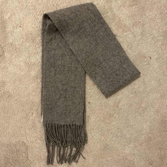 MUJI 100% Wool Scarf - Picture 3 of 6